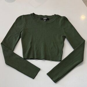 Hera Collection Olive Long Sleeve Crop Top. Size S